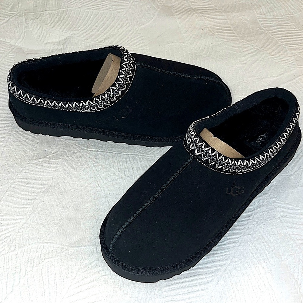 Brand New Men’s Ugg Tasman Slippers Black
